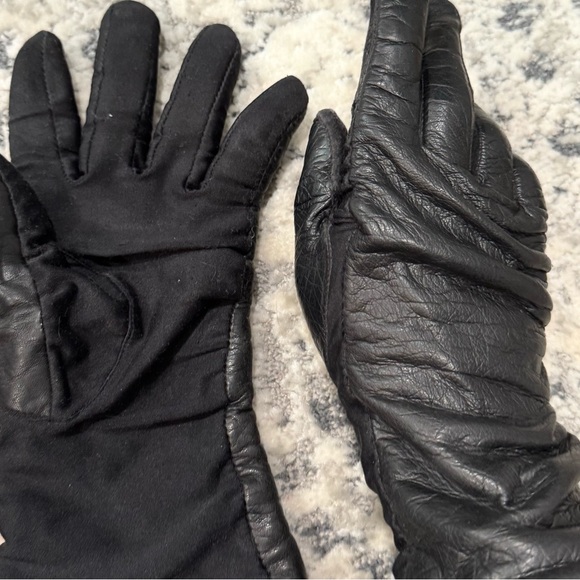 Isotoner Black Genuine Leather VINTAGE Winter Gloves - Picture 2 of 8
